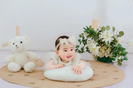 广州供卵代怀包生男孩几个月宝宝可以吃水果